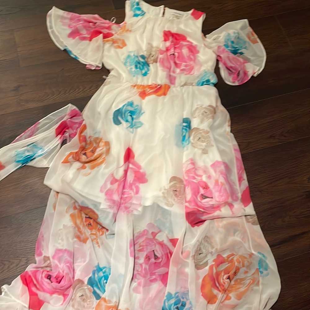 Floral Off the shoulder maxi dress